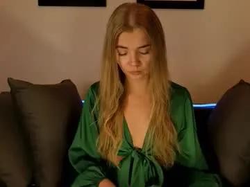 Freechat carriebradshawww on Chaturbate