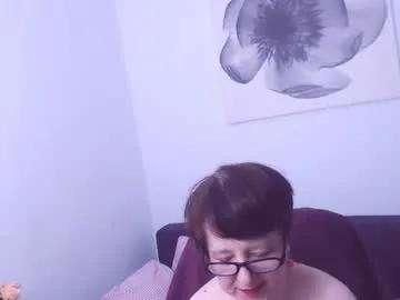 Freechat christarose on Chaturbate