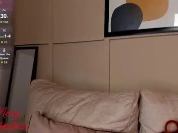 cloe_martinez_ on Chaturbate