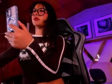 cloe_x_billy on Chaturbate