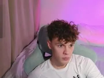 cute_thomas on Chaturbate