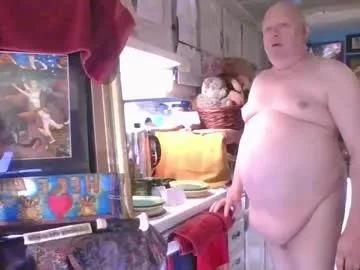 Freechat daddycubbyhubby on Chaturbate