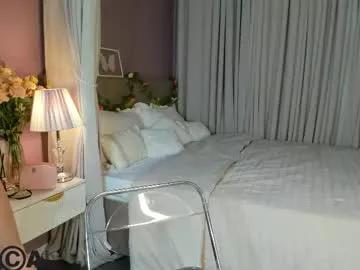 Freechat dearly_emily on Chaturbate