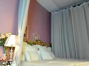 Chaturbate dearly_emily is Freechat dearly_emily — GOAL: Flash boobs  Sexy autumn vibes ~ Make me wet with 111 122 188 222 #teen #fuckmachine #cute #natural #squirt