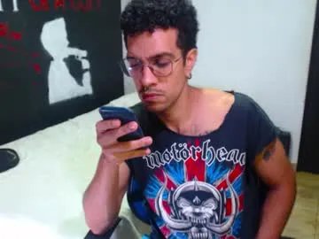 dostoyrodia_34 on Chaturbate