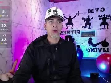 Freechat drakeneumann on Chaturbate