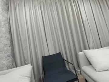 Freechat ehotlovea on Chaturbate