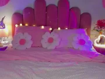 Away elsa_xo on Chaturbate