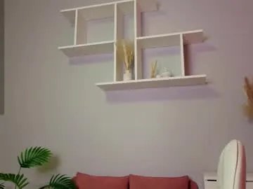 emma_clon on Chaturbate