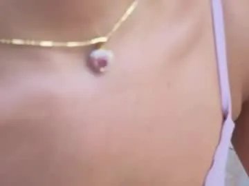 emmi_collins on Chaturbate 