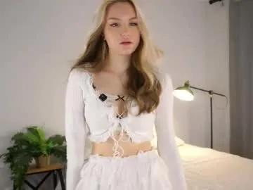 emmiemurray — g: lick my finger close to cam / Call me Aurora, I'm from Venice, I'm #18 y.o. Will you be my friend? #bigboobs #new #teen #blonde [25 tokens remaining]