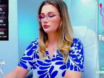 Freechat evelyne_rose on Chaturbate