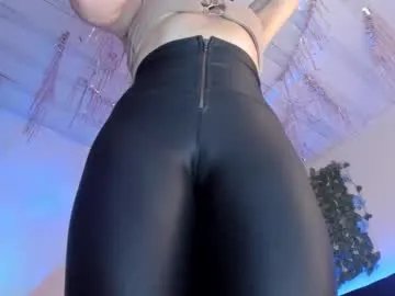 flylia_ on Chaturbate 