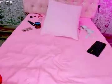 Freechat golden_girl__ on Chaturbate