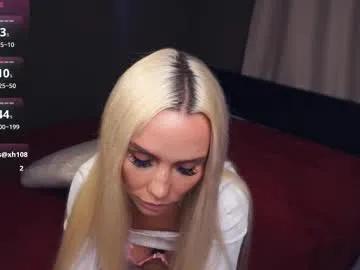 gwenbudlong — GOAL: show my body [55 tokens remaining] Sofia here! Welcome, guys! #new #blonde #squirt #cum #skinny