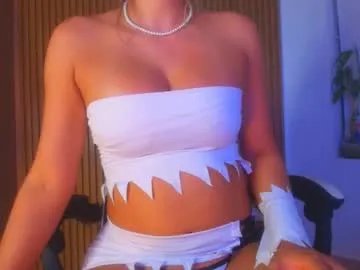 hall_anahiis on Chaturbate 