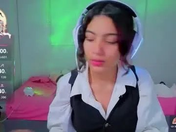 helia_n_amy on Chaturbate