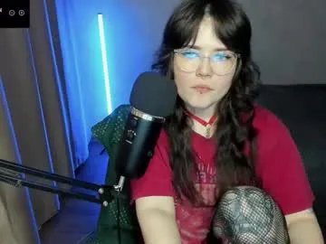 hell_hotline on Chaturbate