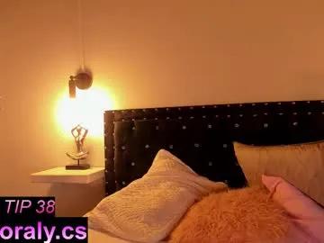 Freechat hey_noraly on Chaturbate