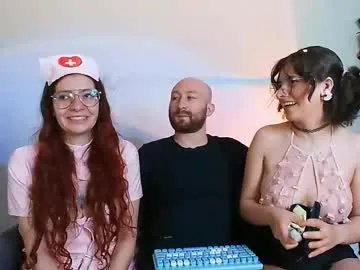 holly_and_honey_69 on Chaturbate