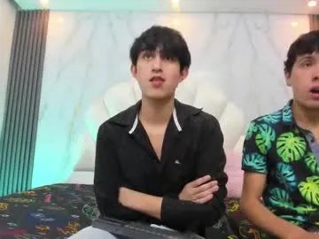 hoot_booys_ on Chaturbate