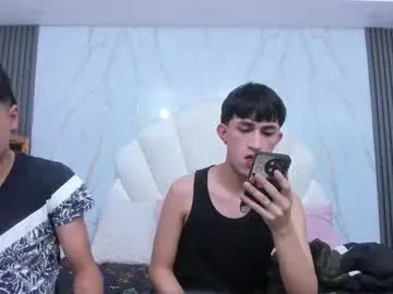 hoot_booys_ on Chaturbate