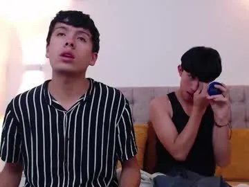 hoot_booys_ on Chaturbate