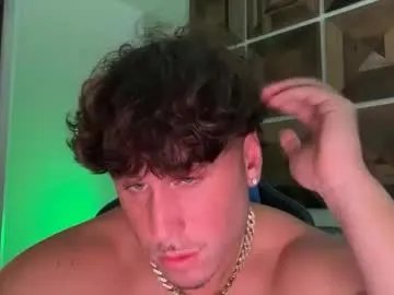 hungkingg22 on Chaturbate