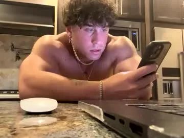 hungkingg22 on Chaturbate