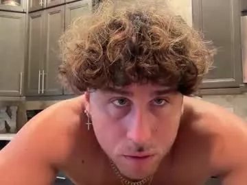 hungkingg22 on Chaturbate