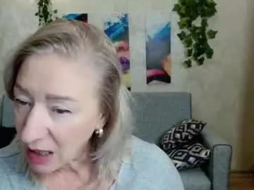 Freechat hunters_woman on Chaturbate