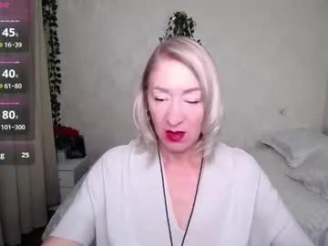 Freechat hunters_woman on Chaturbate