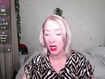 Freechat hunters_woman on Chaturbate