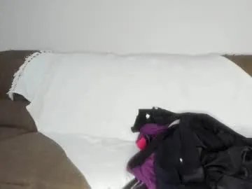 issabelle_69 on Chaturbate 