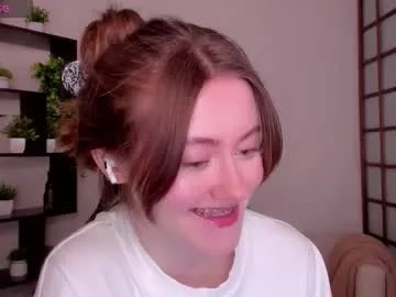 kate_cuddle — wanna go on date ?  #braces #shy #teen #daddysgirl #redhead #tall #roleplay #cutie [4777 tokens remaining]