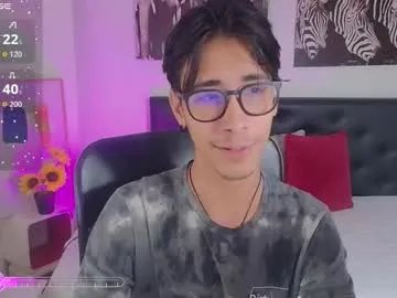 kingdanny_8 on Chaturbate