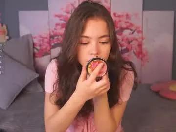 Freechat kissiekat on Chaturbate