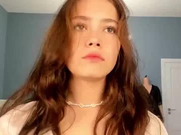 Freechat kissiekat on Chaturbate