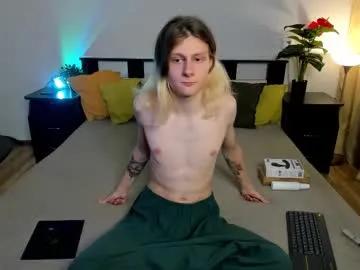 Freechat kitsuhi on Chaturbate