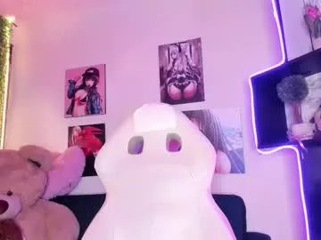 kitty_katte_ — GOAL: pussy masturbation + fingers [82 tokens remaining] I am a little doll that likes to be used #teen  #cosplay #pussy #dirty #squirt