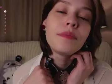 Freechat krissyhei on Chaturbate
