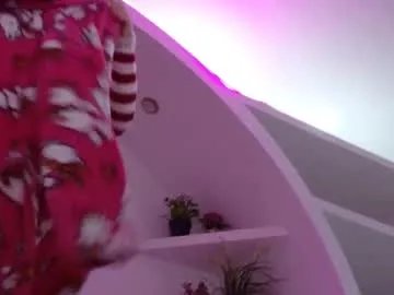 ladybigsmile on Chaturbate