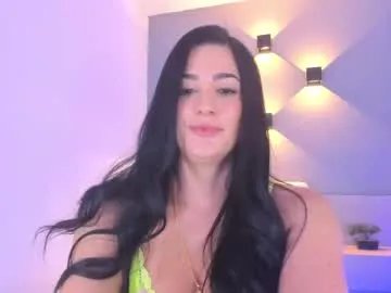 laravillalobos on Chaturbate 