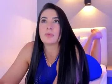 laravillalobos on Chaturbate 