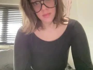 linusloves — ROOMMATE and GF are HOME ~sneaky cum shows with the naughtiest roommate #fetish #exhibitionist #roleplay #shaved