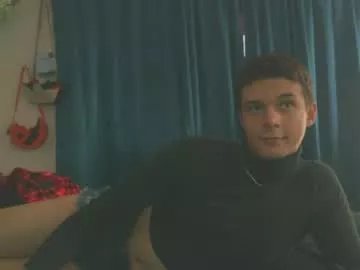 litlleguy28 on Chaturbate 