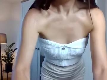 Freechat little_nicole_ on Chaturbate