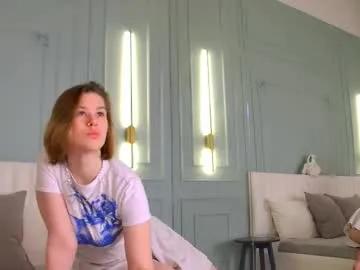 Freechat lorapuffs on Chaturbate