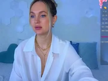 lynna_sparks on Chaturbate 