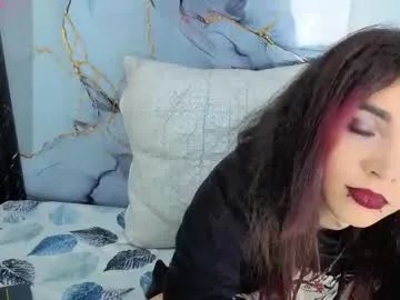 maevekuro on Chaturbate